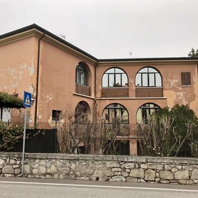 Immobiliare Speri | Vendita - Fabbricato su tre piani - 