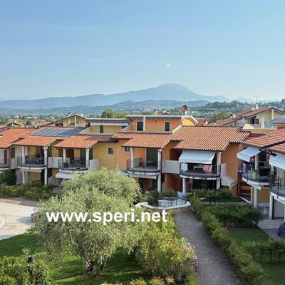 Immobiliare Speri | Verkauf - Zweistöckige Wohnung mit schönem Seeblick - 