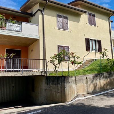 Immobiliare Speri | Vendita - In residence con piscina - 